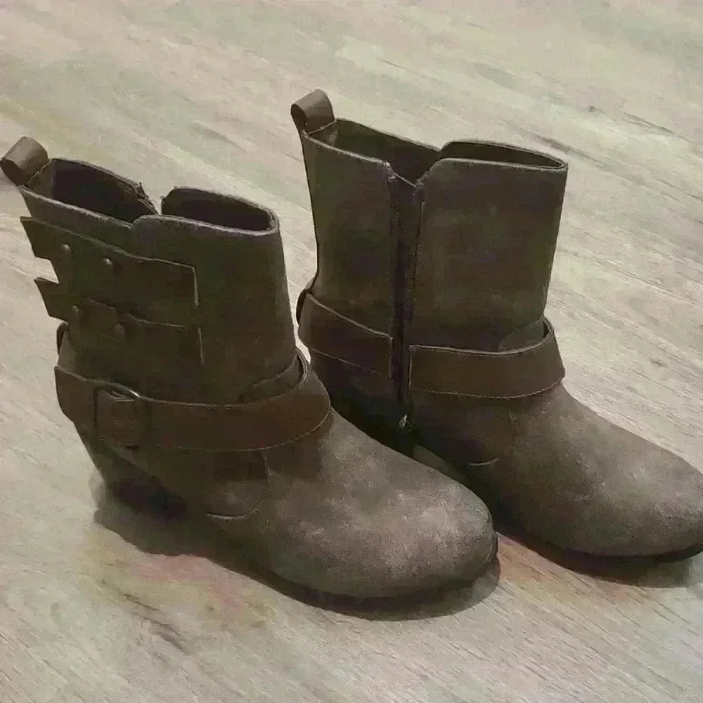 Dollhouse brown ankle high boots size 6 - Picture 2 of 5